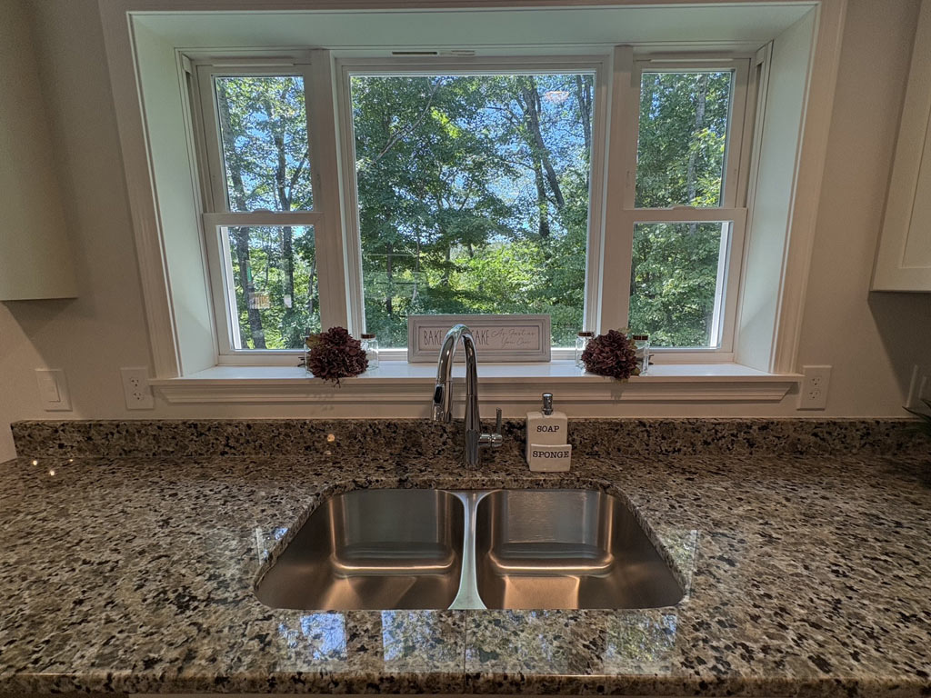3-Bedroom-2-bath-ranch-honesdale-Kintner-Modular-granite-countertop-sink